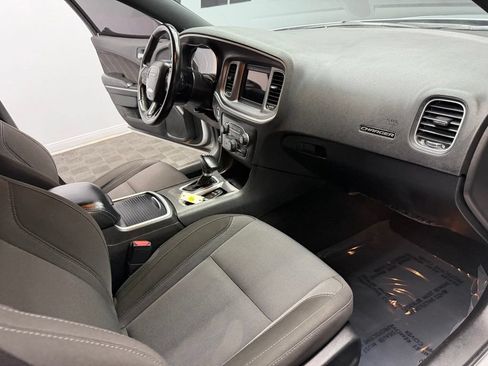 Used 2022 Dodge Charger SXT RWD image 52