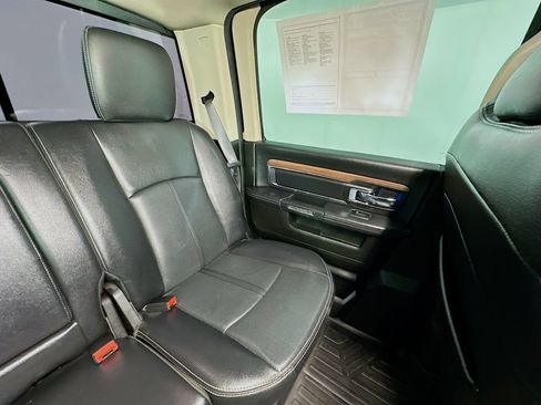 Used 2018 RAM 2500 Laramie w/ Convenience Group AWD/4WD image 14