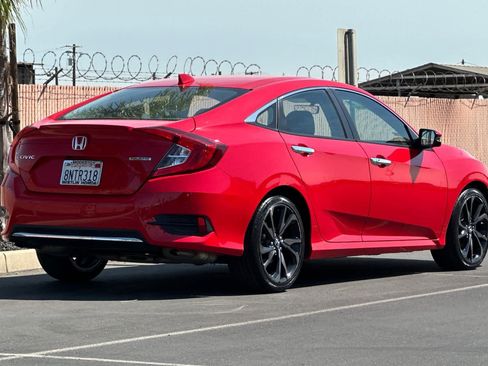 Certified 2020 Honda Civic Touring image 3