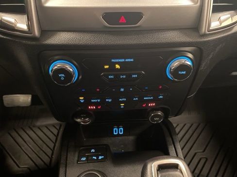 Used 2019 Ford Ranger XLT w/ Equipment Group 302A Luxury image 13