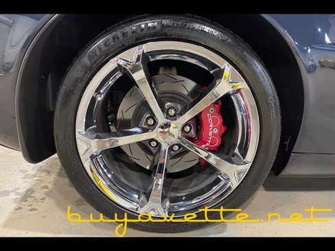 Used 2013 Chevrolet Corvette Grand Sport w/ 3LT Preferred Equipment Group image 11