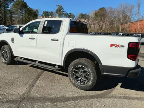 Used 2024 Ford Ranger XLT w/ FX4 Off-Road Package image 9