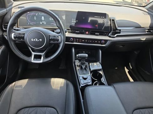 Certified 2025 Kia Sportage X-Line w/ Premium Package AWD/4WD image 8