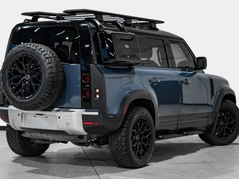 Used 2020 Land Rover Defender 110 HSE AWD/4WD image 6
