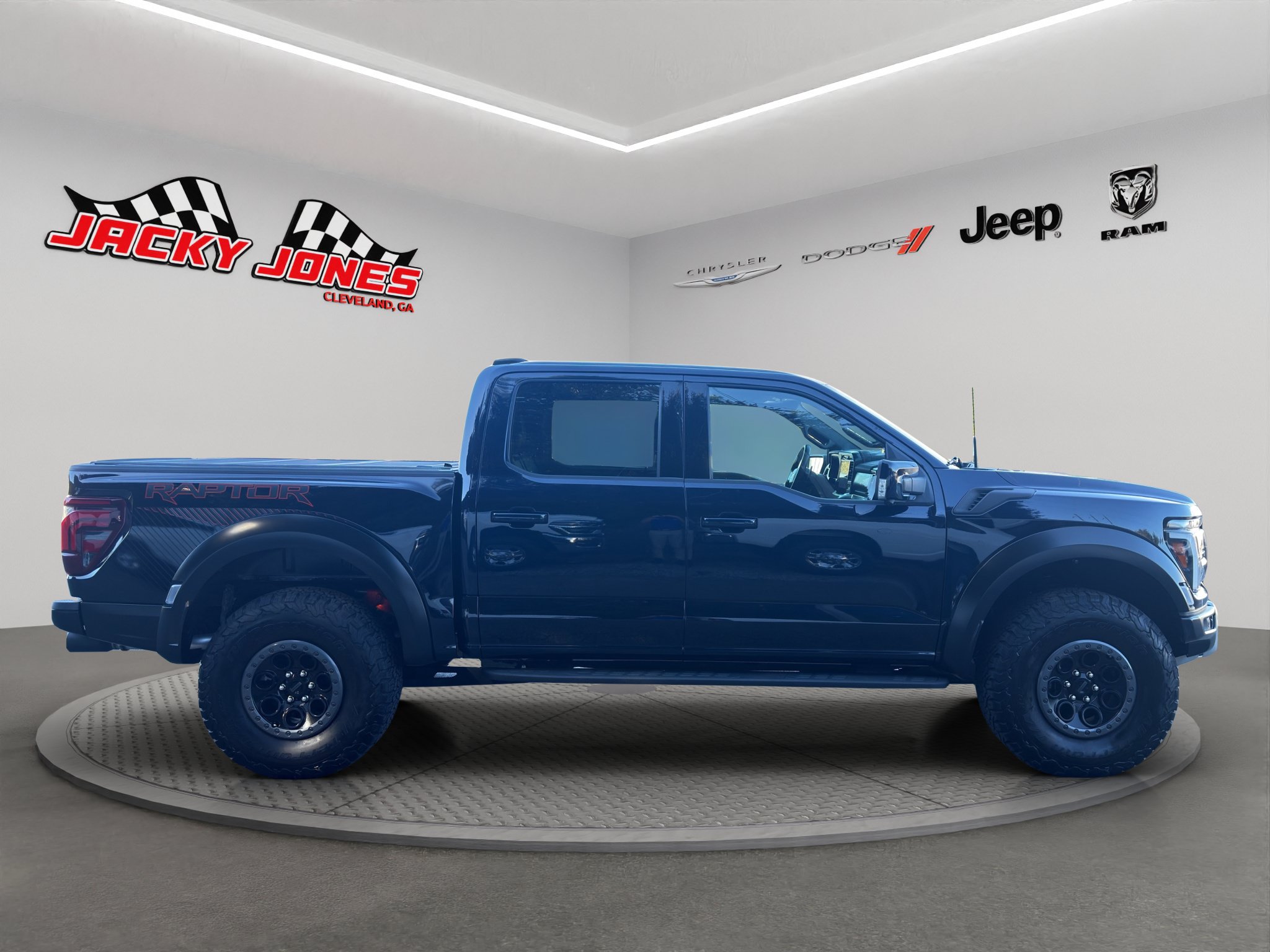 Used 2025 Ford F150 Raptor AWD/4WD image 12