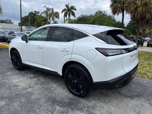Used 2025 Nissan Murano SV FWD image 7