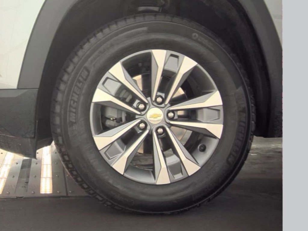 Used 2026 Chevrolet Equinox LT AWD/4WD image 22