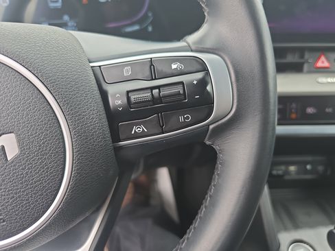 Used 2024 Kia Sportage X-Line w/ X-Line Premium Package AWD/4WD image 17