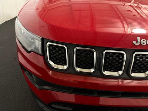 Certified 2023 Jeep Compass Latitude image 4