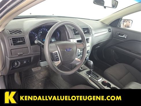 Used 2012 Ford Fusion SE image 3