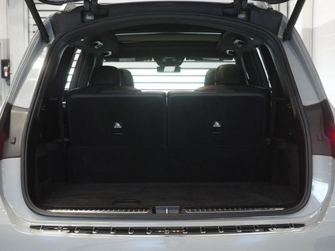 Used 2024 Mercedes-Benz GLS 450 4MATIC image 32