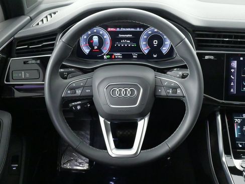 Used 2025 Audi Q7 3.0T Prestige w/ Prestige Package image 49