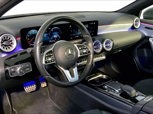 Used 2022 Mercedes-Benz A 220 4MATIC image 18