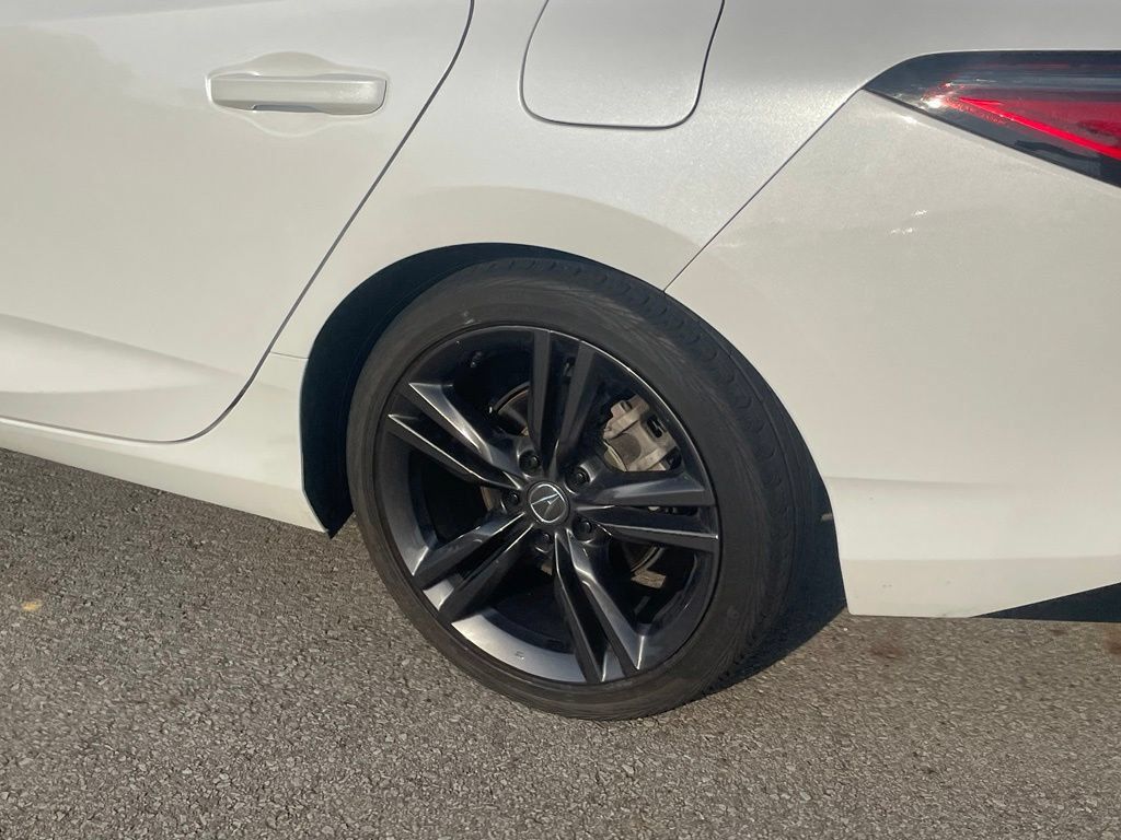 Used 2024 Acura Integra A-Spec FWD image 11