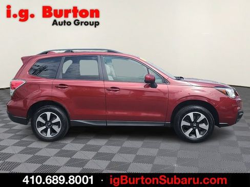 Used 2018 Subaru Forester 2.5i Premium w/ All-Weather Package AWD/4WD image 7