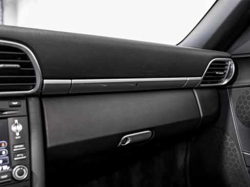 Used 2011 Porsche 911 Carrera 4S image 15