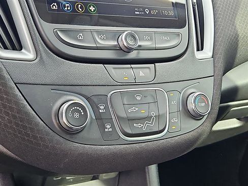 Used 2024 Chevrolet Malibu RS image 16