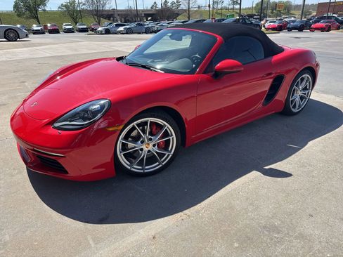 Used 2017 Porsche 718 Boxster S image 1