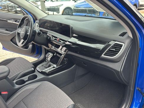 Used 2025 Kia Seltos S FWD image 22