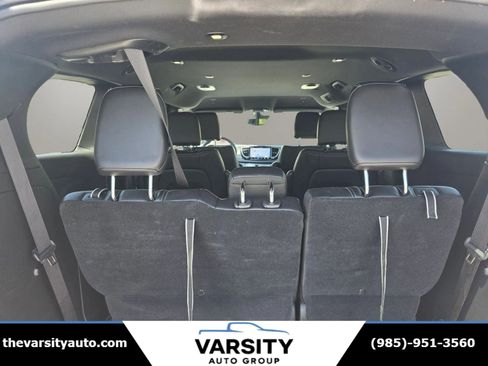 Used 2025 Chrysler Pacifica Select image 19
