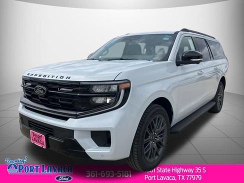 New 2026 Ford Expedition Max Platinum AWD/4WD image 3