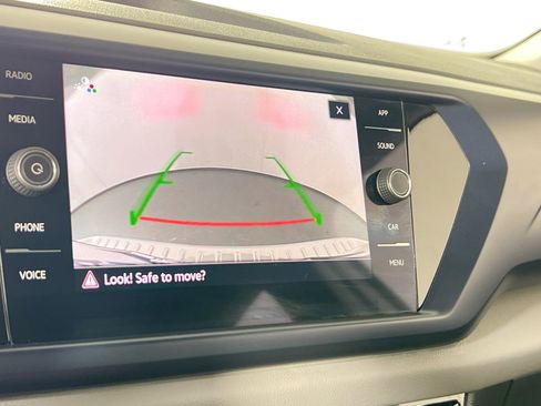 Used 2023 Volkswagen Taos SE image 13