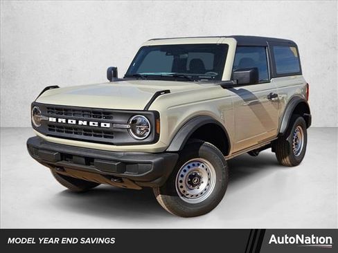 New 2025 Ford Bronco image 1