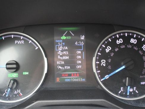 Used 2020 Toyota RAV4 XLE image 15