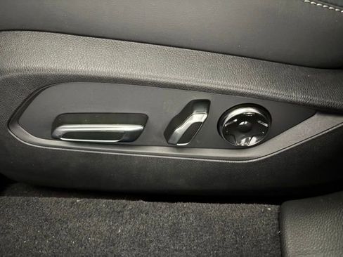 Certified 2025 Acura TLX w/ Technology Package image 11