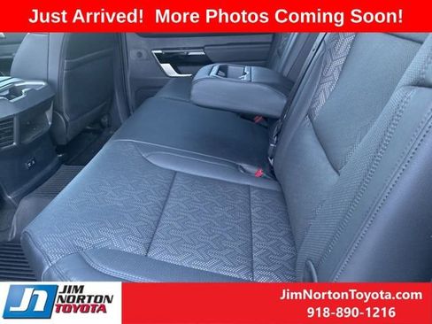 Used 2023 Toyota Tundra Limited image 9