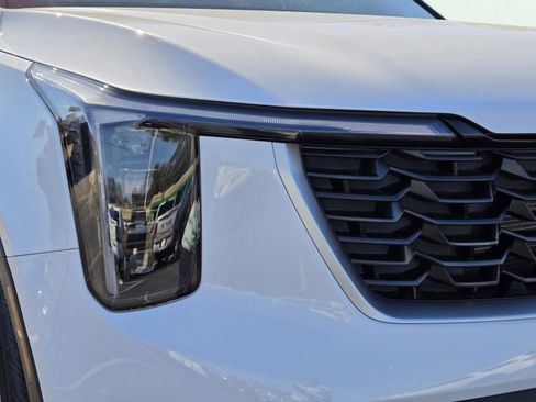 New 2026 Kia Sorento LX FWD image 10