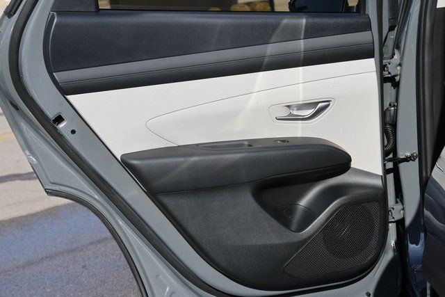 New 2026 Hyundai Tucson SEL Plus FWD image 12