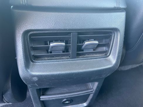 Used 2024 Ford Edge SEL AWD/4WD image 23