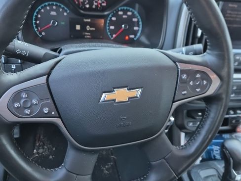 Used 2022 Chevrolet Colorado Z71 image 16