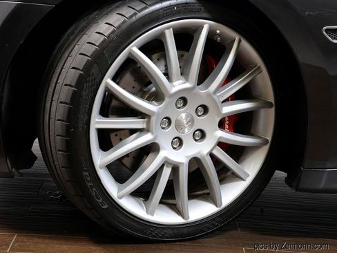 Used 2012 Maserati GranTurismo S RWD image 22