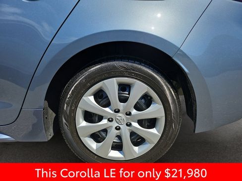 Used 2025 Toyota Corolla LE FWD image 46
