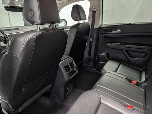 Used 2018 Volkswagen Atlas SE AWD/4WD image 14