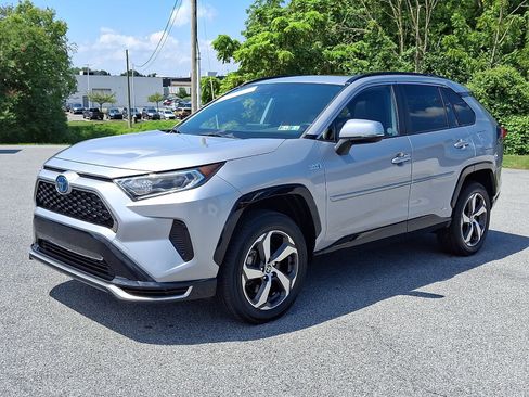 Certified 2021 Toyota RAV4 SE w/ Weather & Moonroof Package AWD/4WD image 3