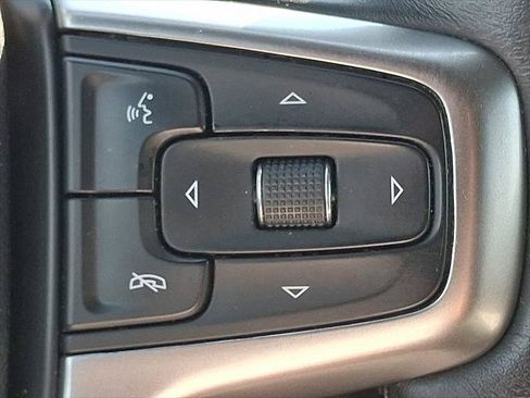 Used 2021 Chevrolet Silverado 1500 LT AWD/4WD image 22