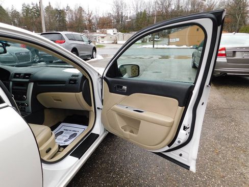 Used 2010 Mercury Milan Premier image 10