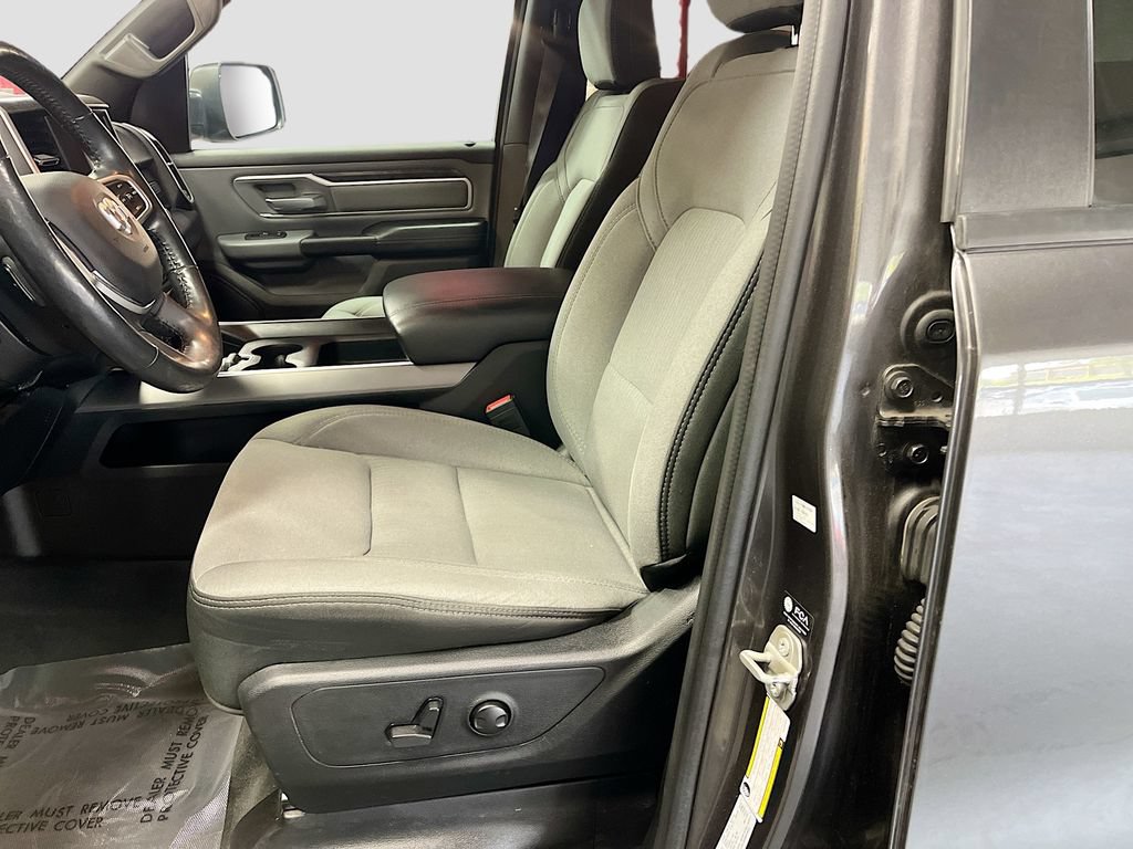 Used 2022 RAM 1500 Big Horn AWD/4WD image 21