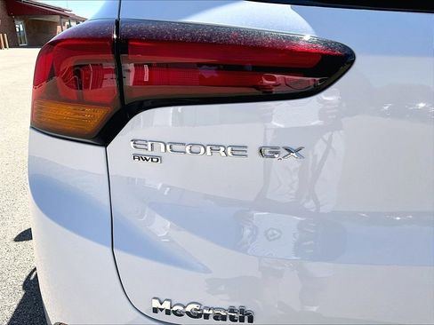 Used 2025 Buick Encore GX Preferred AWD/4WD image 28