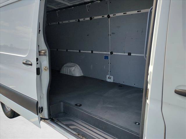 Used 2021 Mercedes-Benz Sprinter 2500 image 16