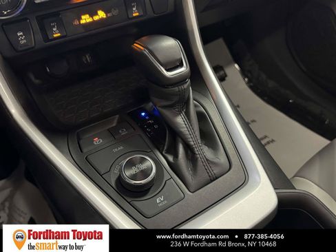 Used 2024 Toyota RAV4 XLE Premium w/ Weather Package AWD/4WD image 31