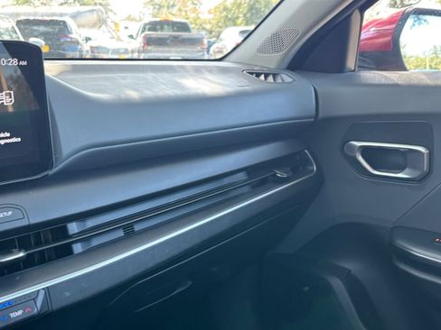 Used 2025 Kia K4 FWD image 29