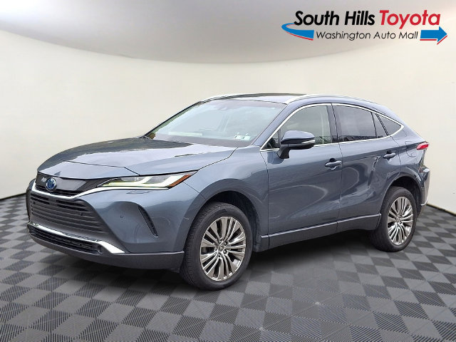 Used 2022 Toyota Venza XLE AWD/4WD image 3