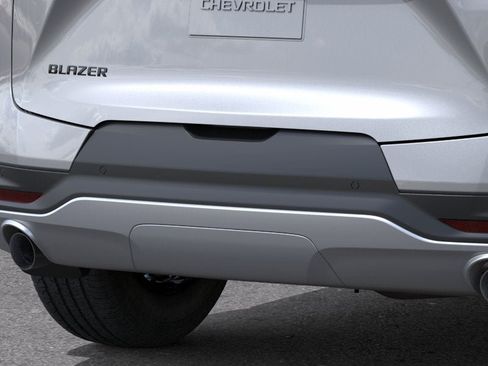 New 2026 Chevrolet Blazer LT w/ Convenience Package FWD image 38