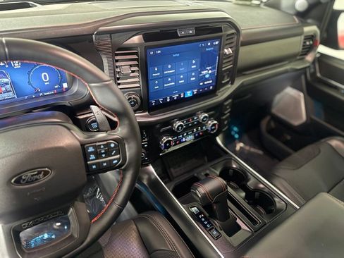 Used 2025 Ford F150 Raptor AWD/4WD image 17