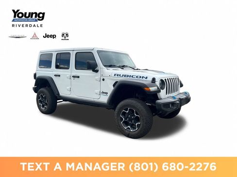 Used 2022 Jeep Wrangler Unlimited Rubicon 4xe w/ Cold Weather Group AWD/4WD image 6