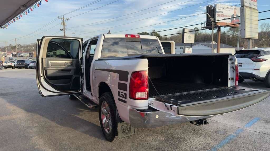 Used 2017 RAM 1500 Big Horn RWD image 34